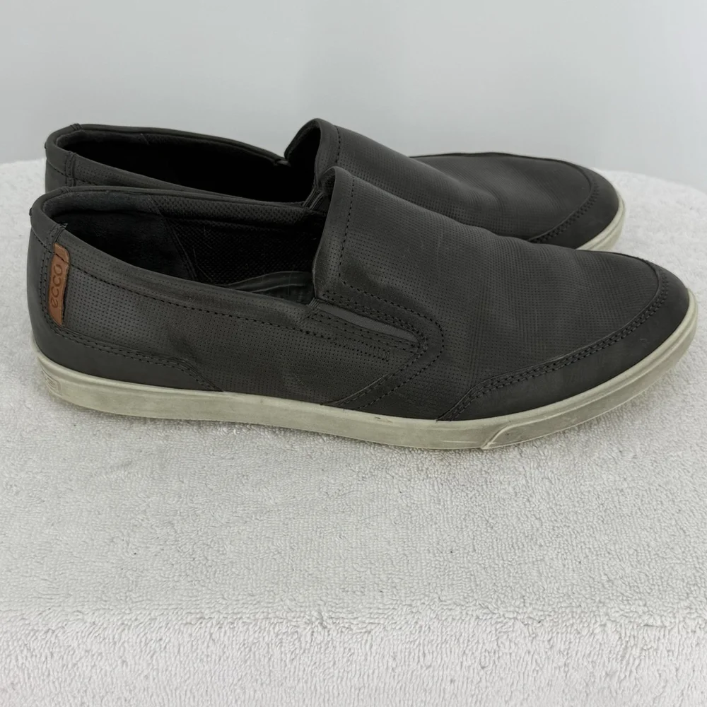 ECCO Men's Collin 2.0 slip-on sneakers in dark gray Men’s Size 11